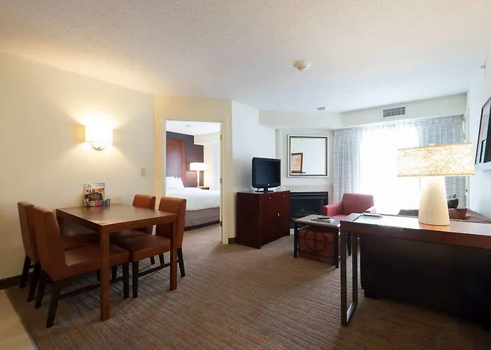 Worthington Hotel 3*